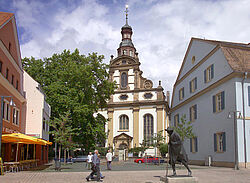 Die Dreifaltigkeitskirche vom Geschirrplätzel aus gesehen.